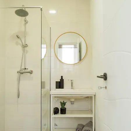 Genesis - Sala Palatului Bucureşti