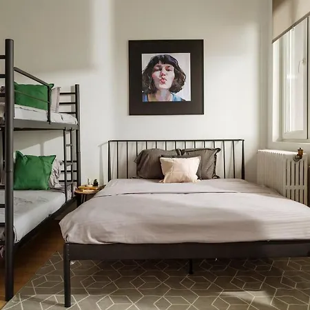 Genesis - Sala Palatului